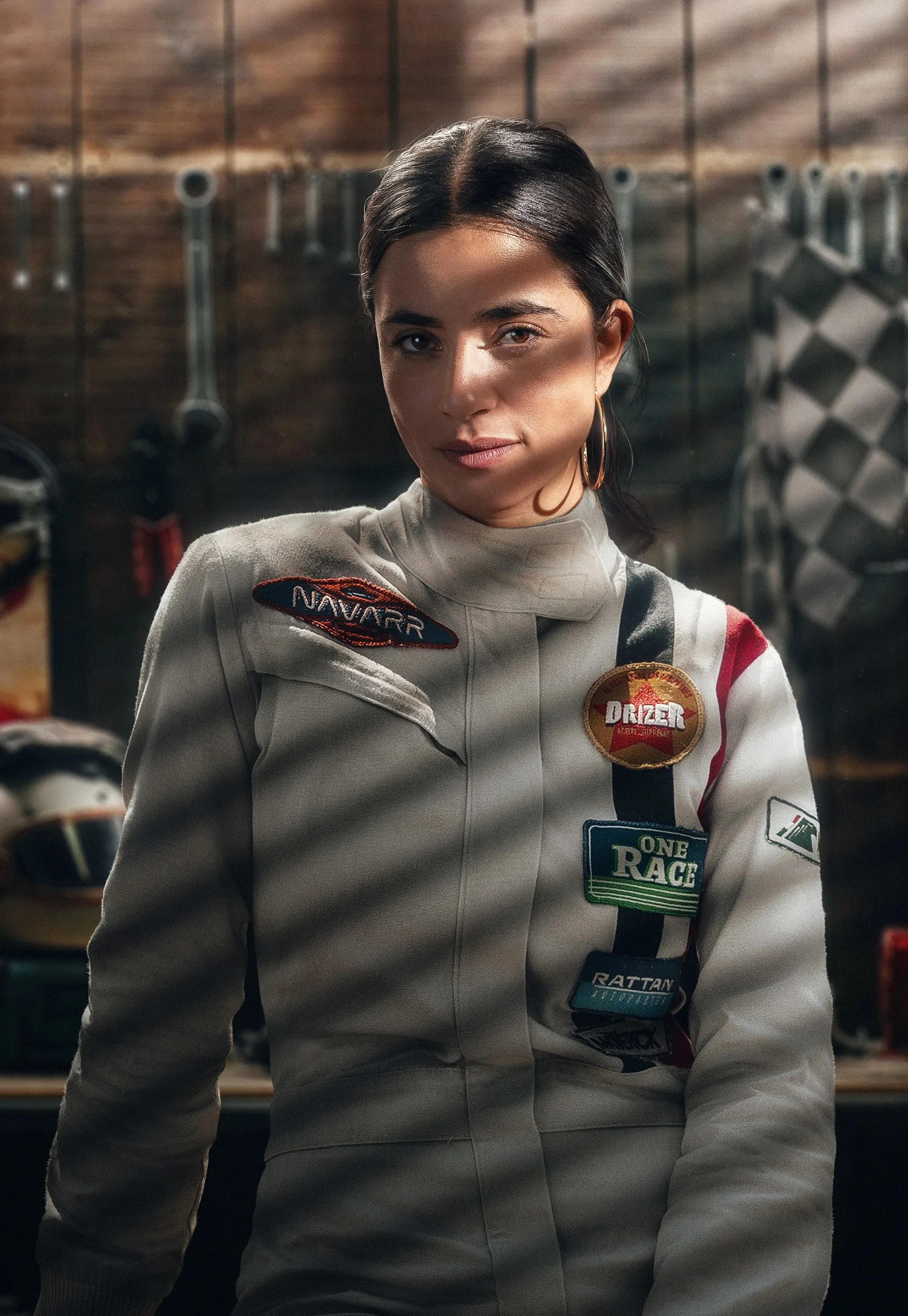 Paulina Gaitán como Irene, la muchacha de la cola de caballo, en el arte de personaje de Belascoarán